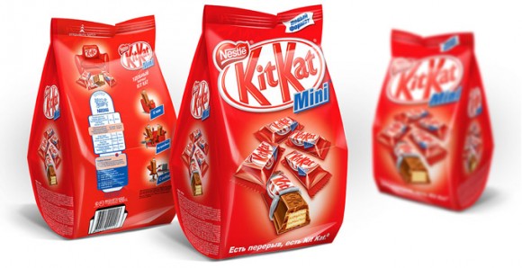 упаковка вафельных батончиков KitKat mini 