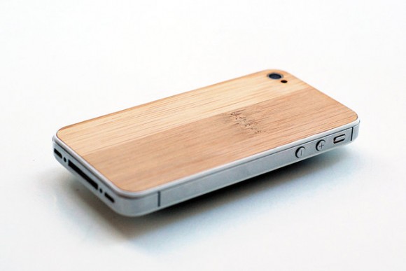 Деревянная сменная панель для iPhone